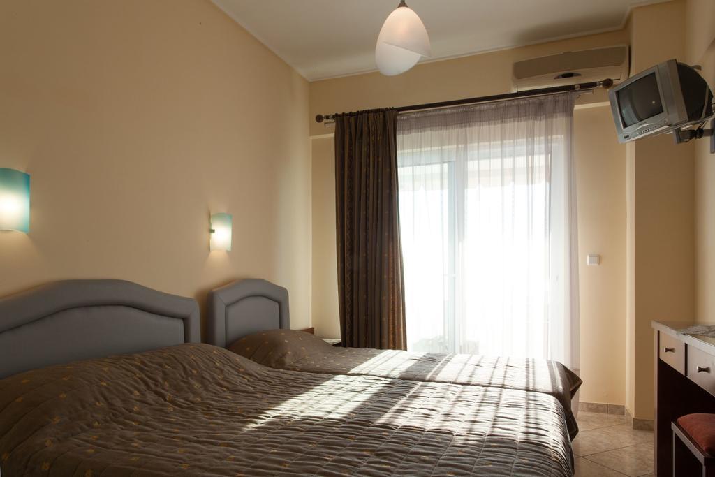 Evoikos Beach & Resort Livanátai Eksteriør bilde
