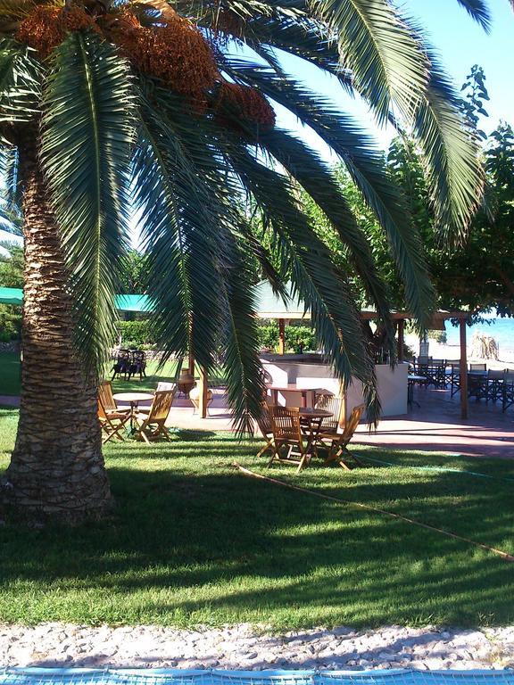 Evoikos Beach & Resort Livanátai Eksteriør bilde